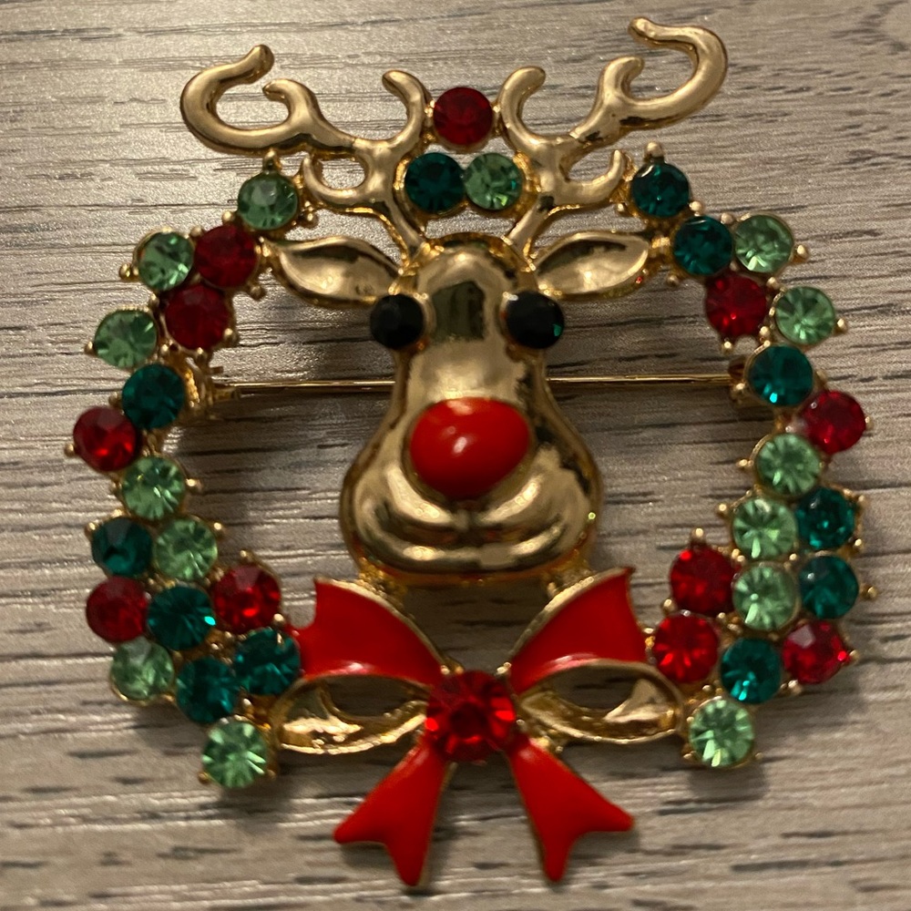 Reindeer Christmas Brooch